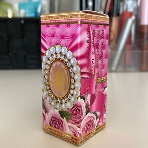 Brand new & Unused: Pat McGrath SatinAllure 649 Nude Venus